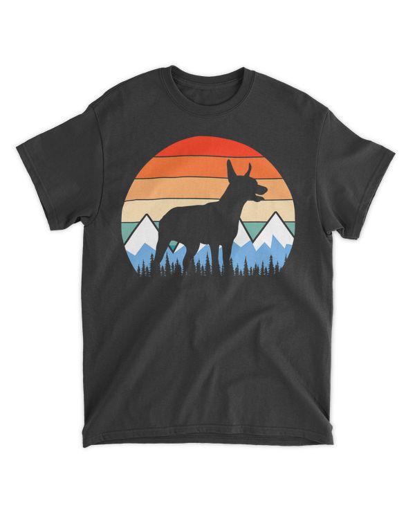 Miniature Pinscher Min Pin Mountain Hiking Dog Lover Vintage T-Shirt